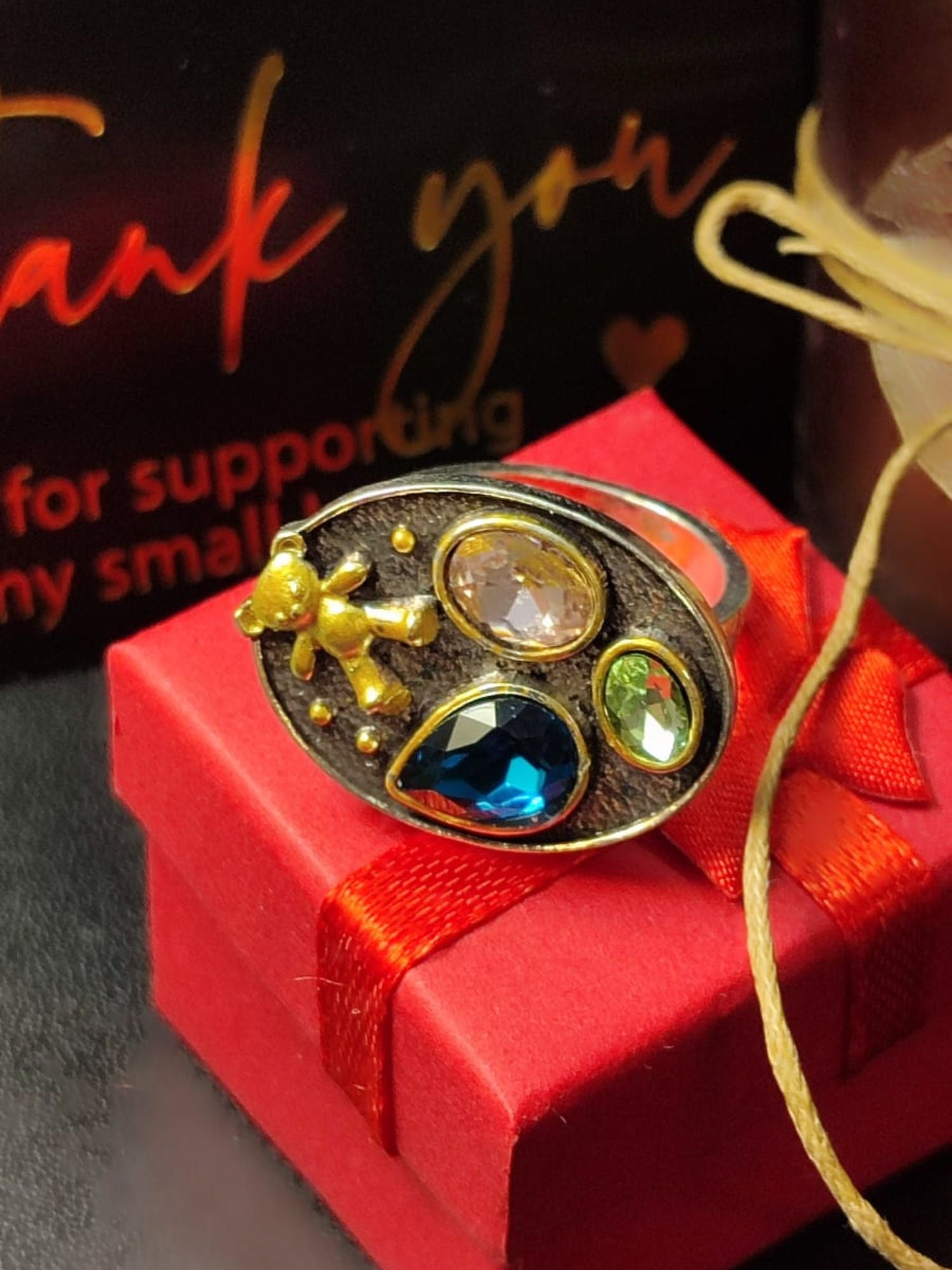 Vintage prsten sa mozaicima