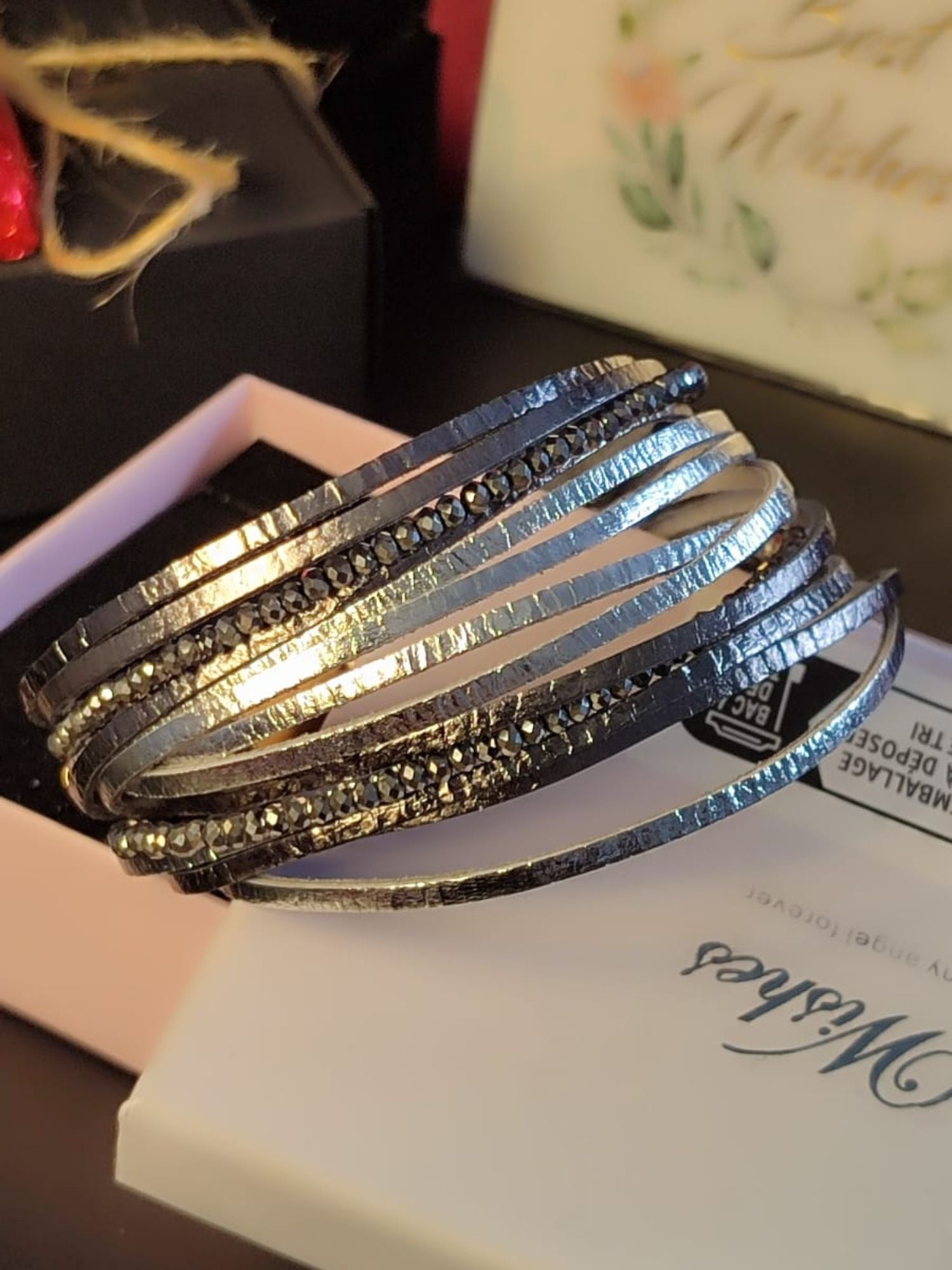 Vintage višeslojna kožna narukvica