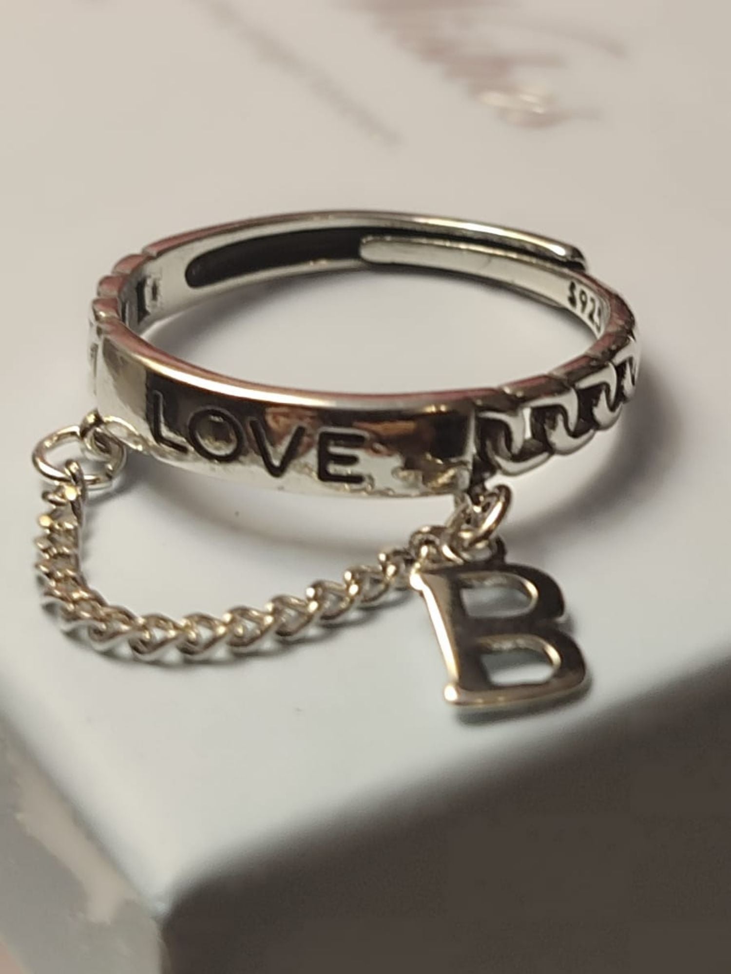 Elegantni prilagodljivi prsten s925