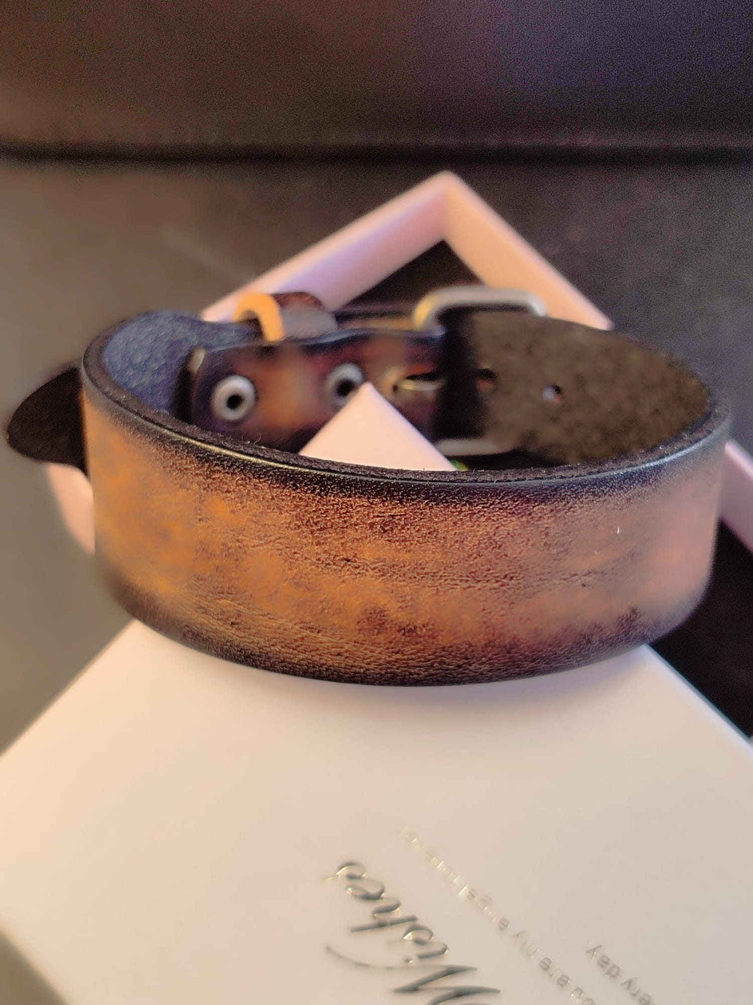 Vintage smeđa kožna narukvica