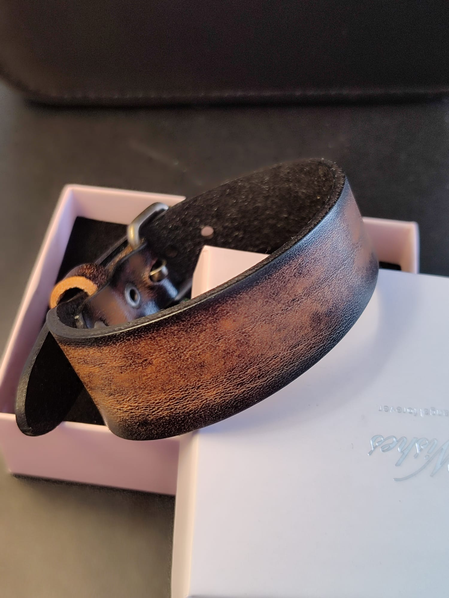 Vintage smeđa kožna narukvica