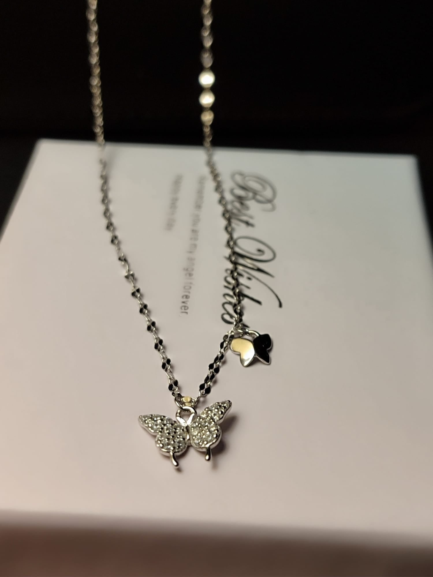Moderna ogrlica u obliku leptira od 925 srebra