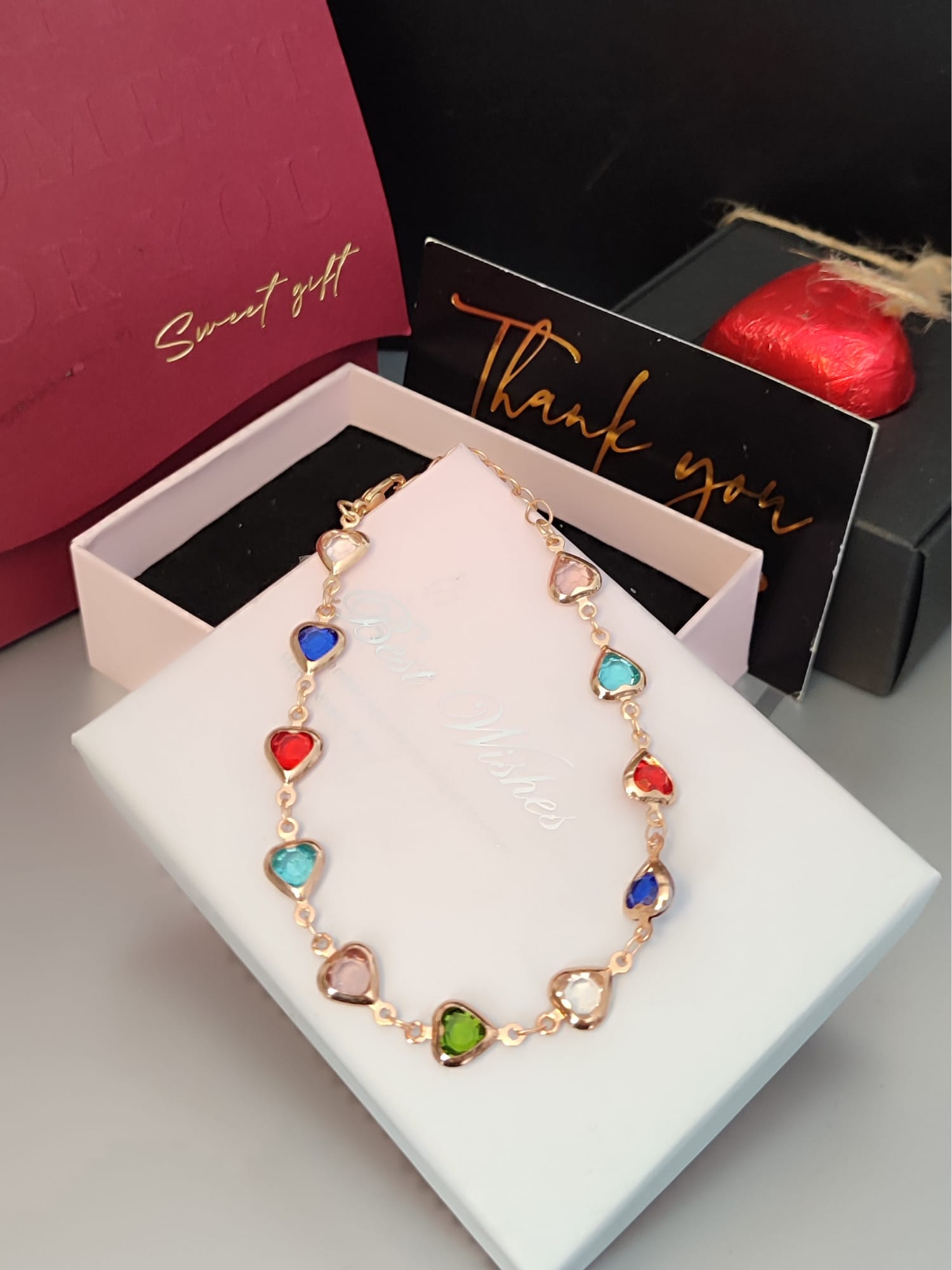 Elegantna prilagodljiva ženska narukvica