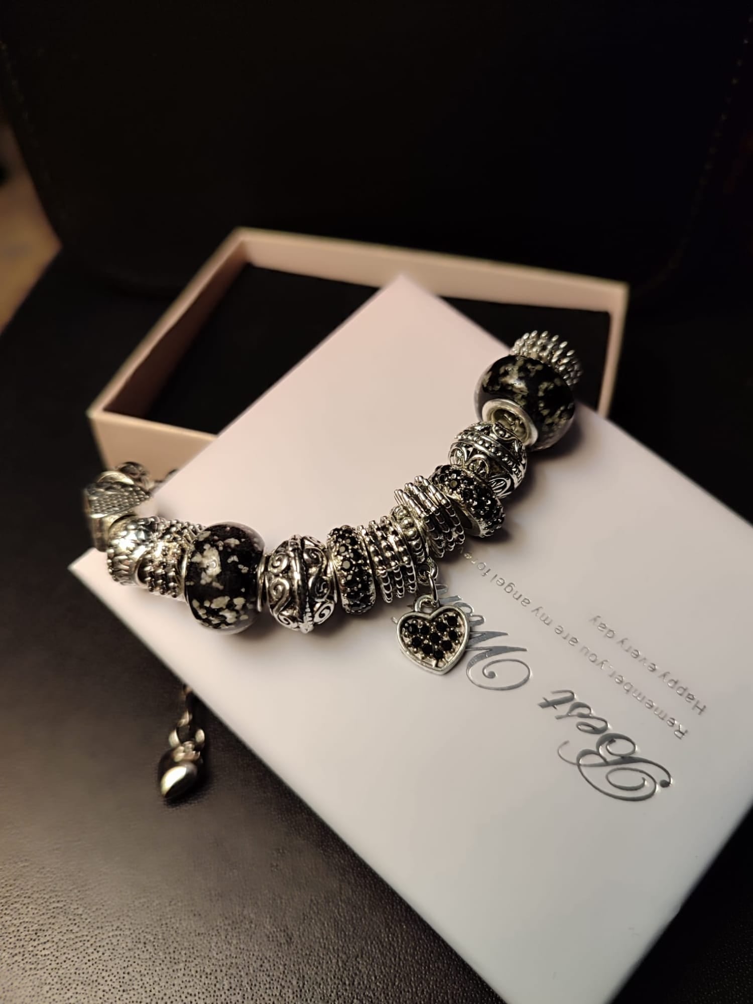 Kreativna retro narukvica